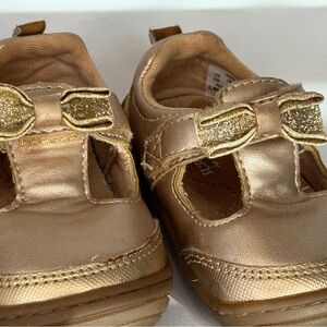 Stride Rite Surprise Gold Mary Jane Toddler Shoes Size 3M